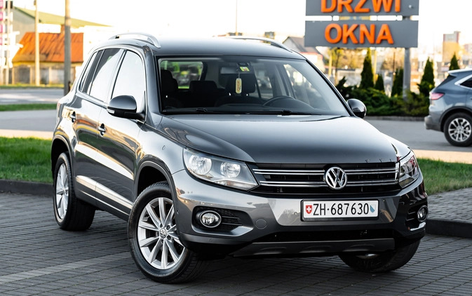 Volkswagen Tiguan cena 49900 przebieg: 215000, rok produkcji 2013 z Piwniczna-Zdrój małe 781
